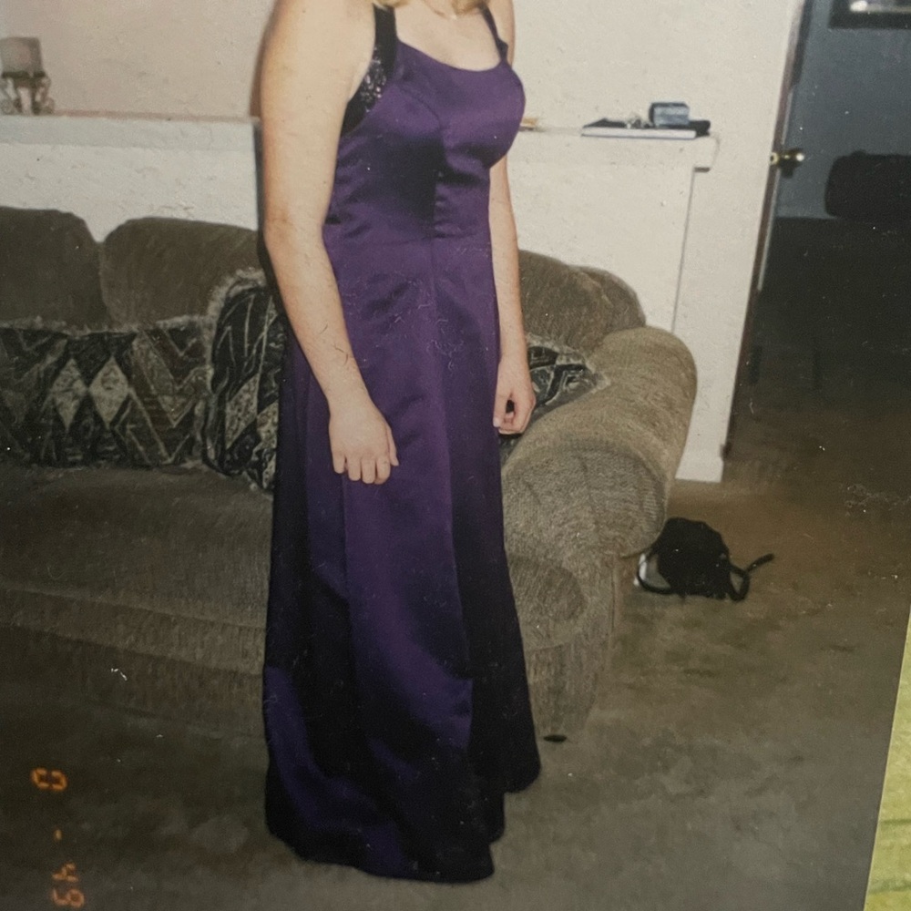 De Larue Elegant Maroon/purple with beaded neckline Dress